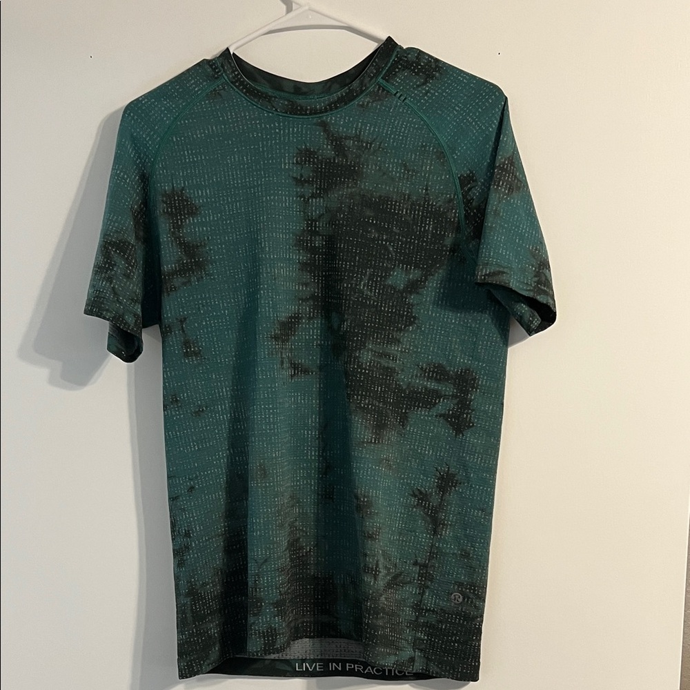 Lululemon Metal Vent Tech - Small